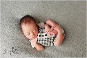 edmonton newborn photographer