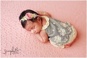 edmonton newborn photographer