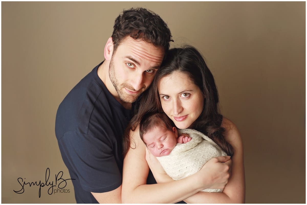 edmonton newborn photographer with parents
