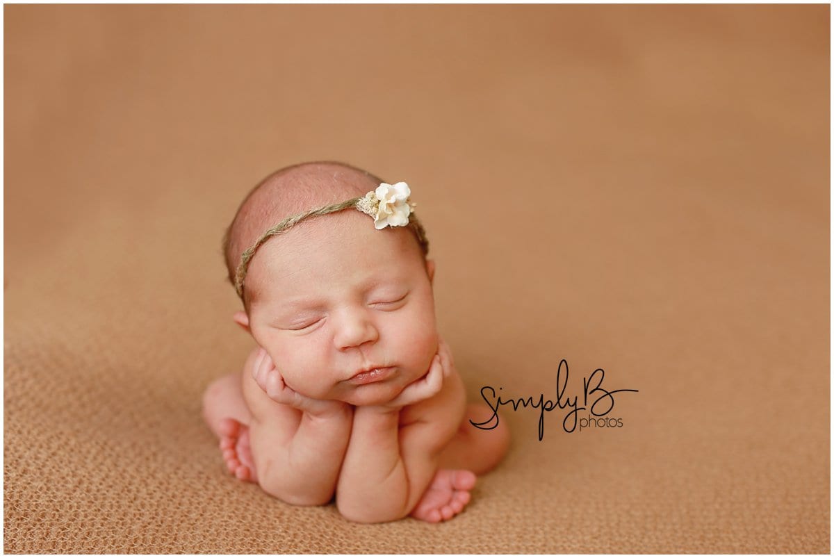 edmonton newborn photographer neutral natural baby theme