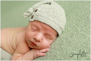 edmonton newborn photographer baby boy green brown