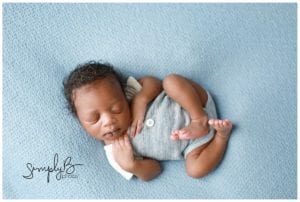 edmonton newborn photographer