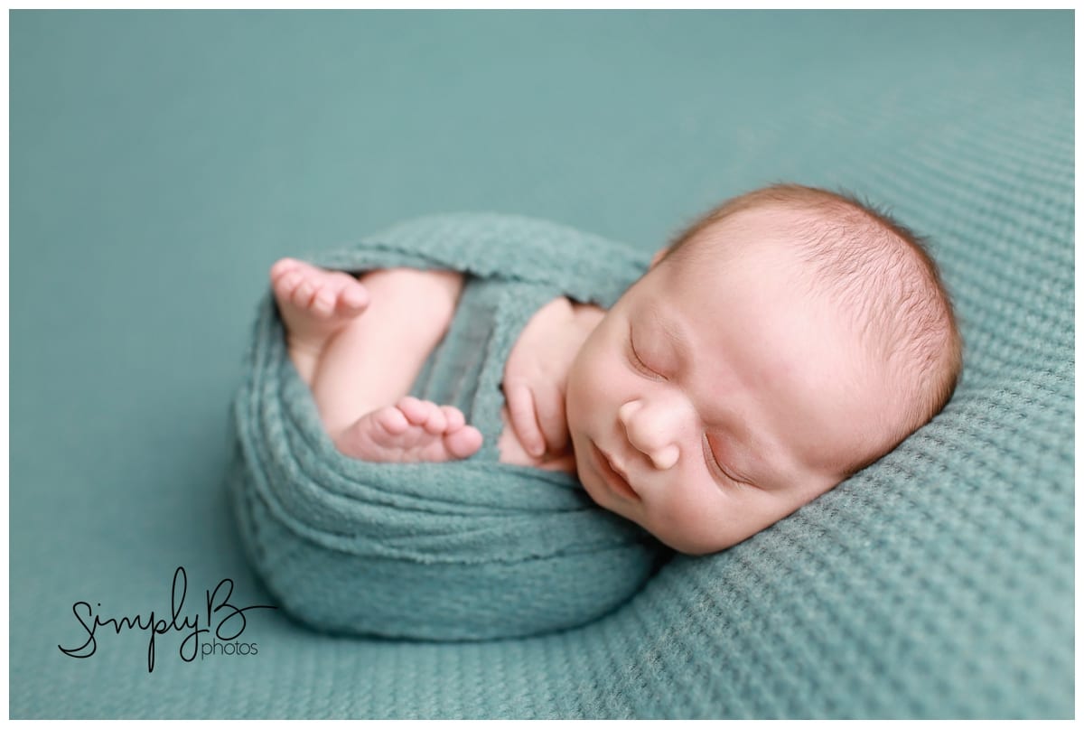edmonton newborn baby photographer