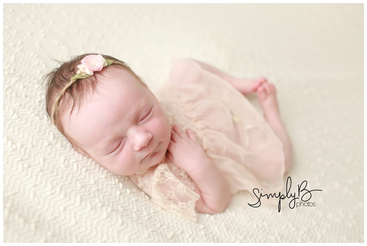 edmonton newborn baby girl photographer