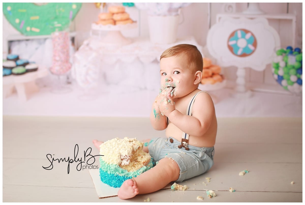 edmonton baby photo studio cake smash