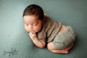 simply b photos edmonton newborn photography studio baby boy
