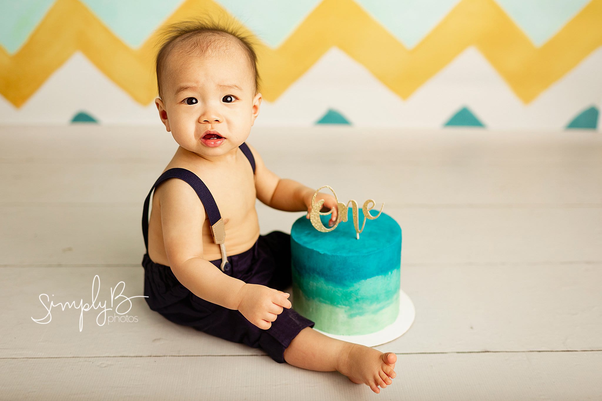 edmonton cake smash photographer baby boy