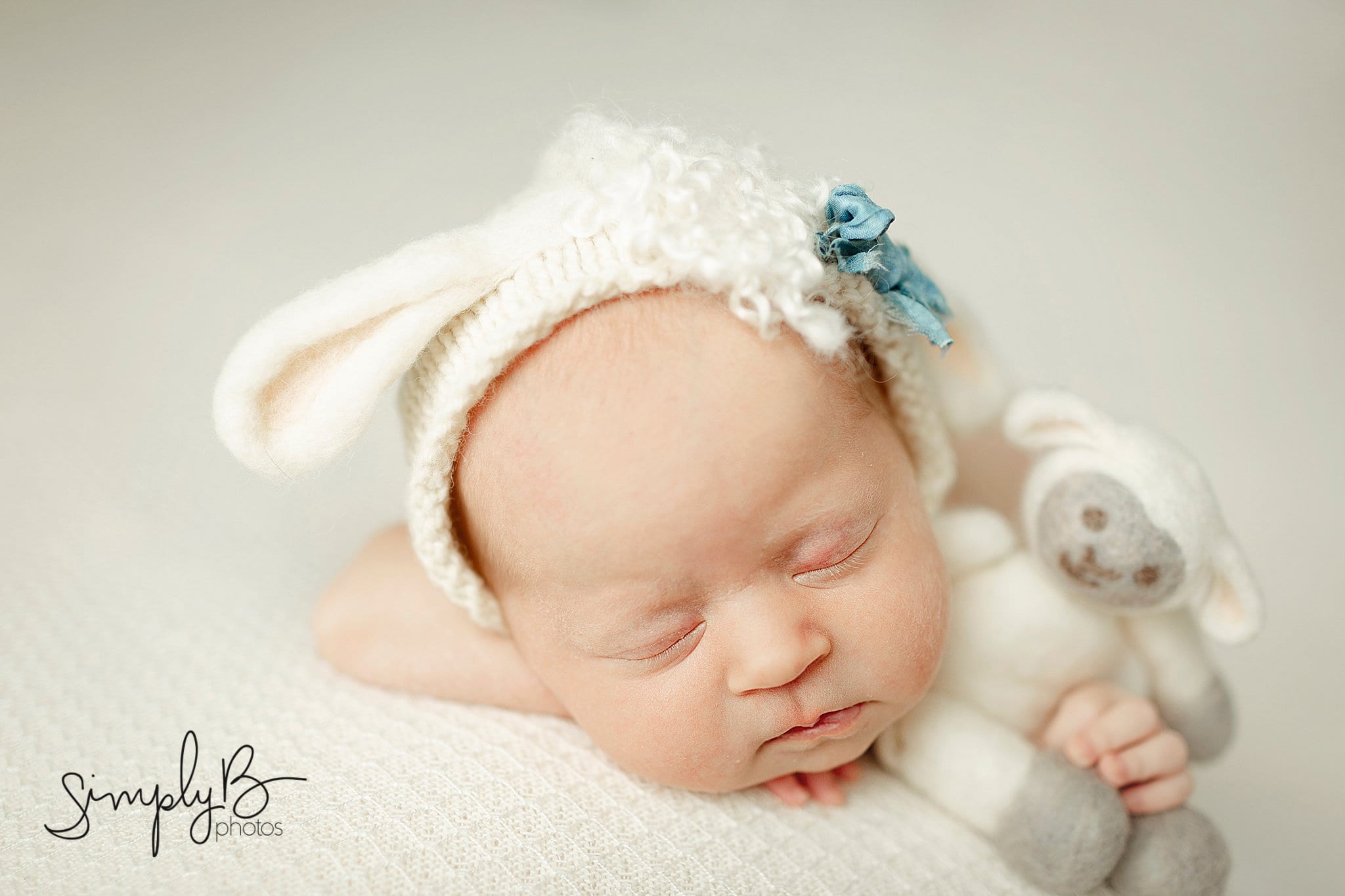 south edmonton newborn photography studio