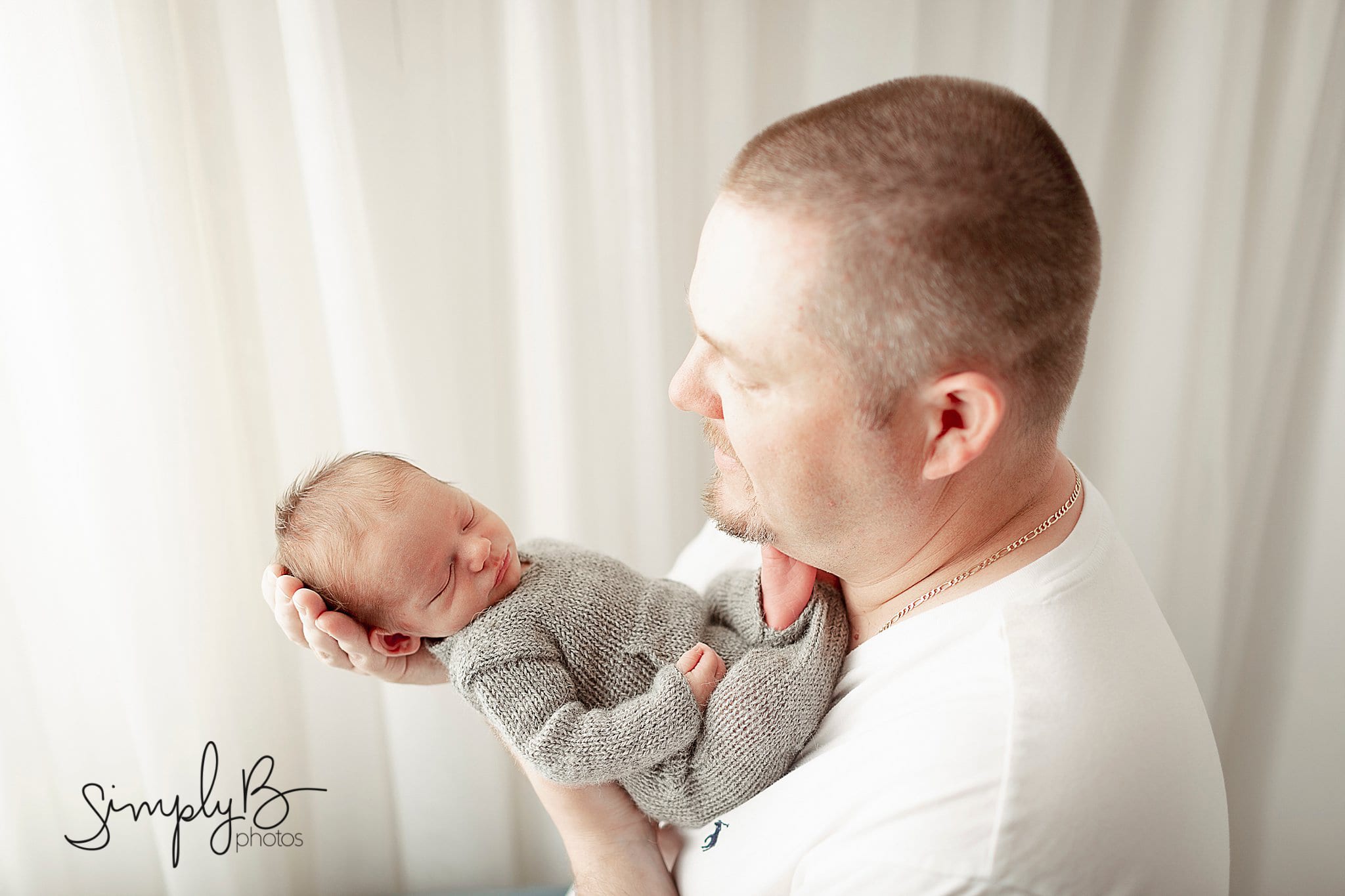 edmonton newborn photographer baby studio