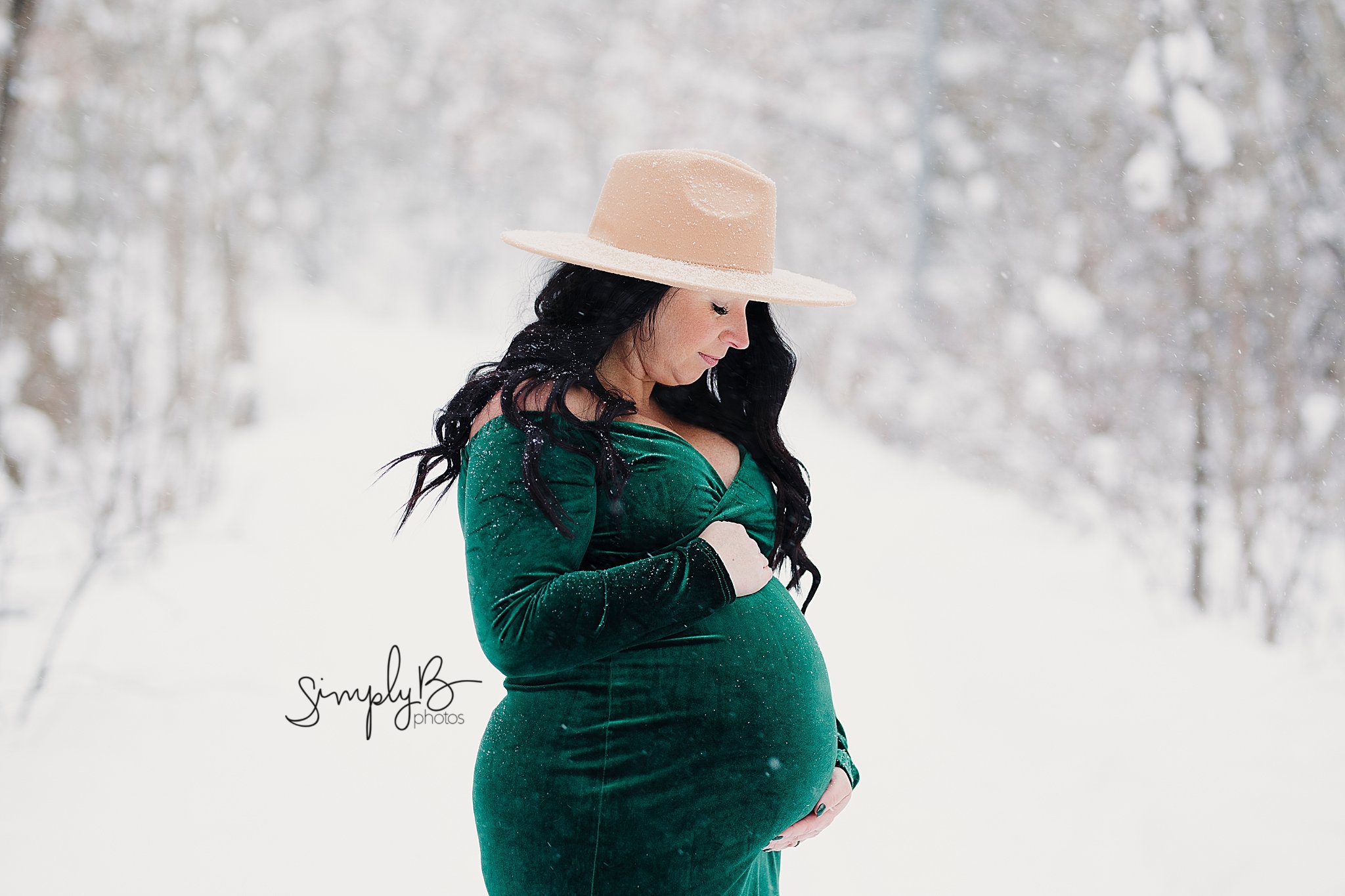edmonton maternity photographer