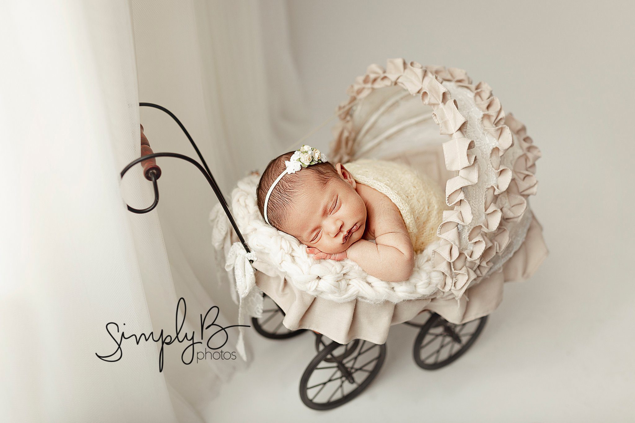 edmonton newborn baby photographer