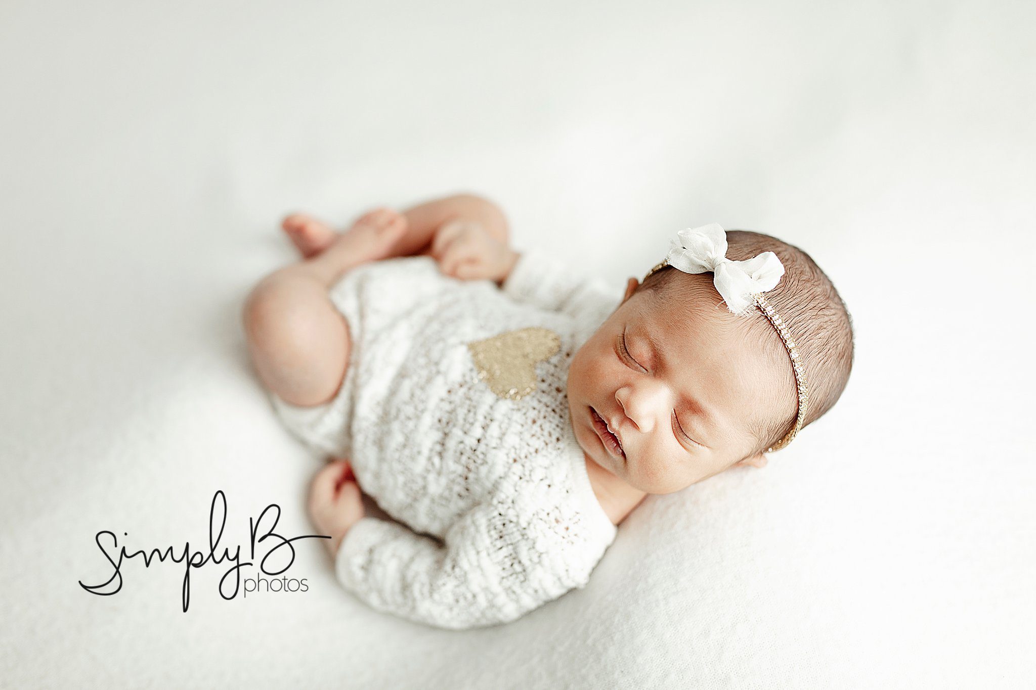 edmonton newborn baby photographer