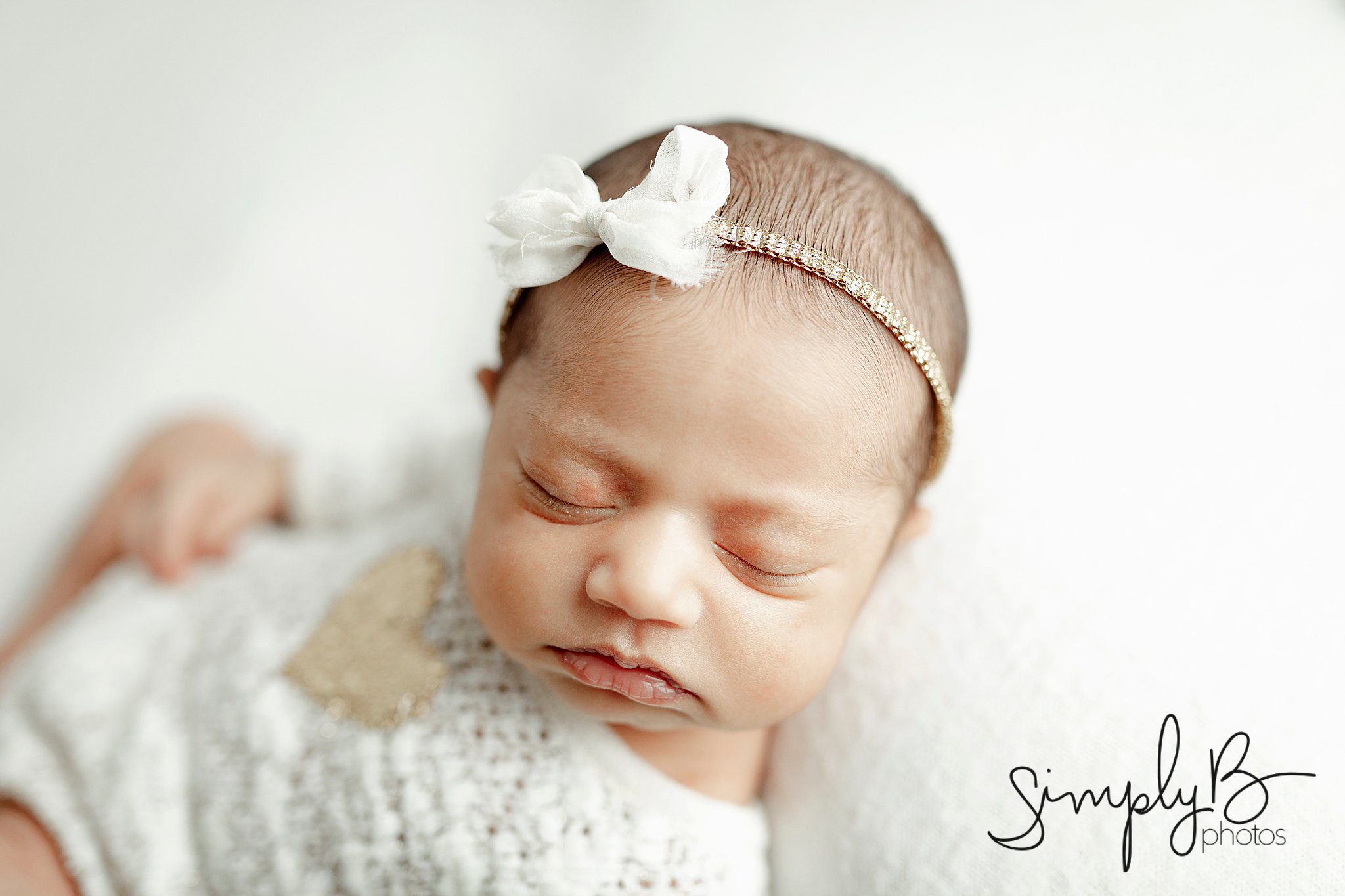 edmonton newborn baby photographer