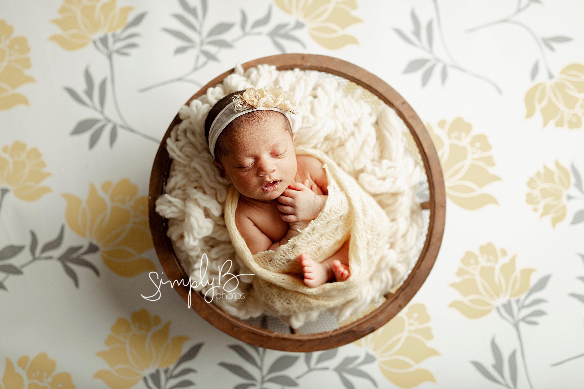 edmonton newborn baby photographer
