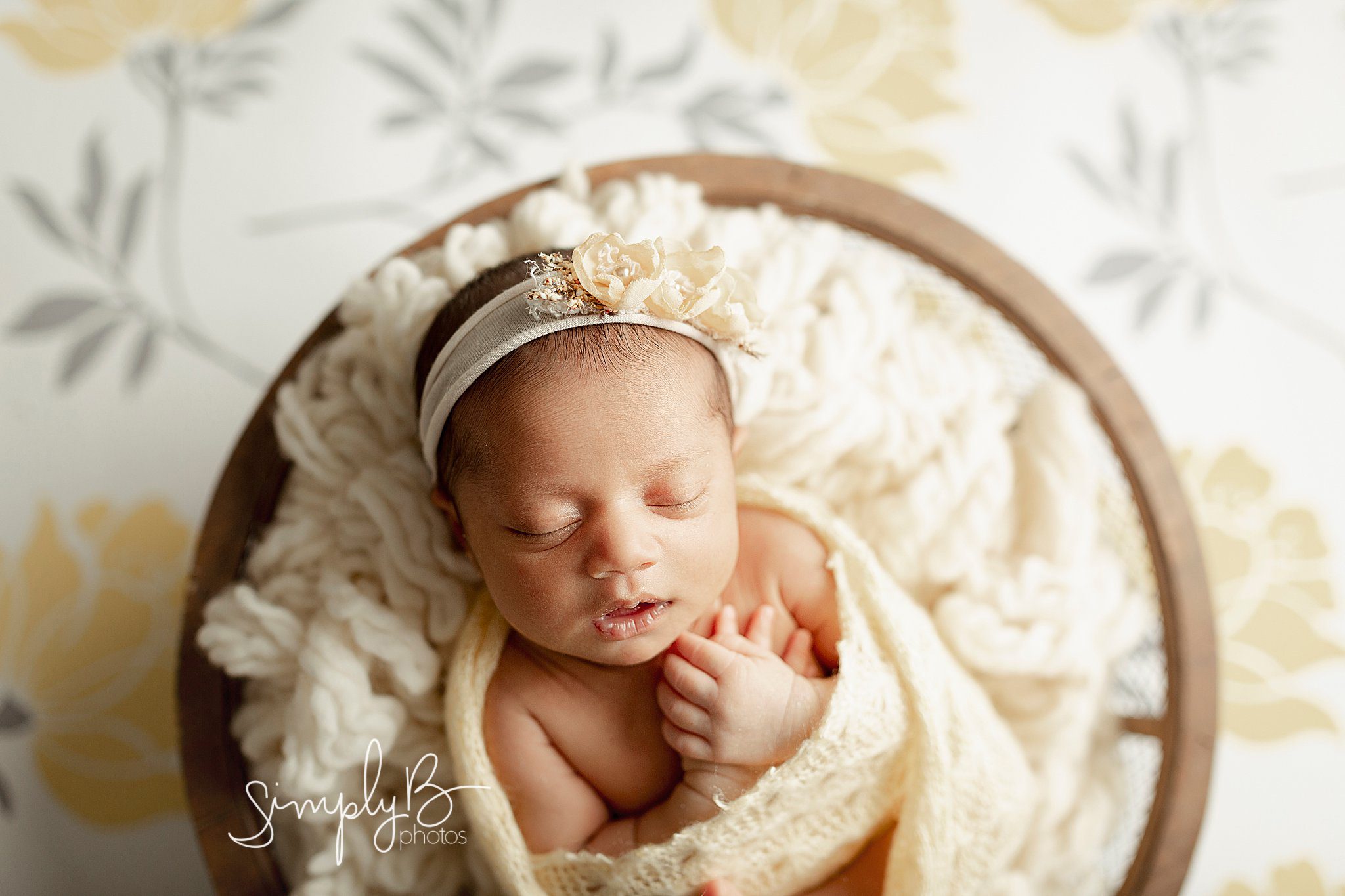 edmonton newborn baby photographer