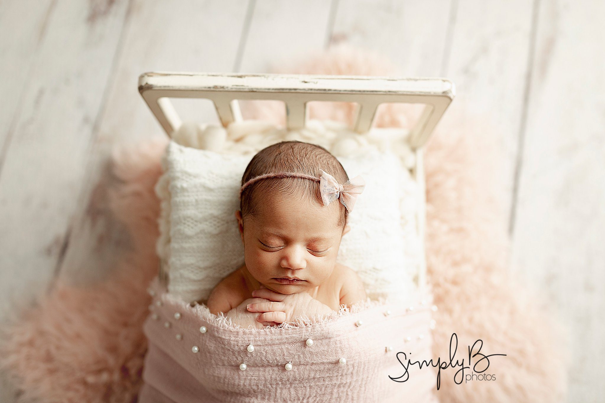 edmonton newborn baby photographer