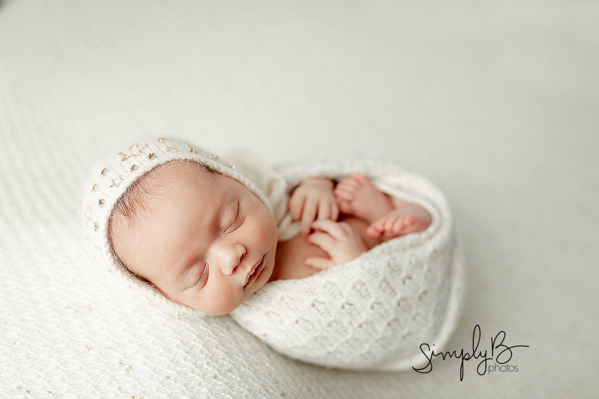 edmonton newborn baby photographer