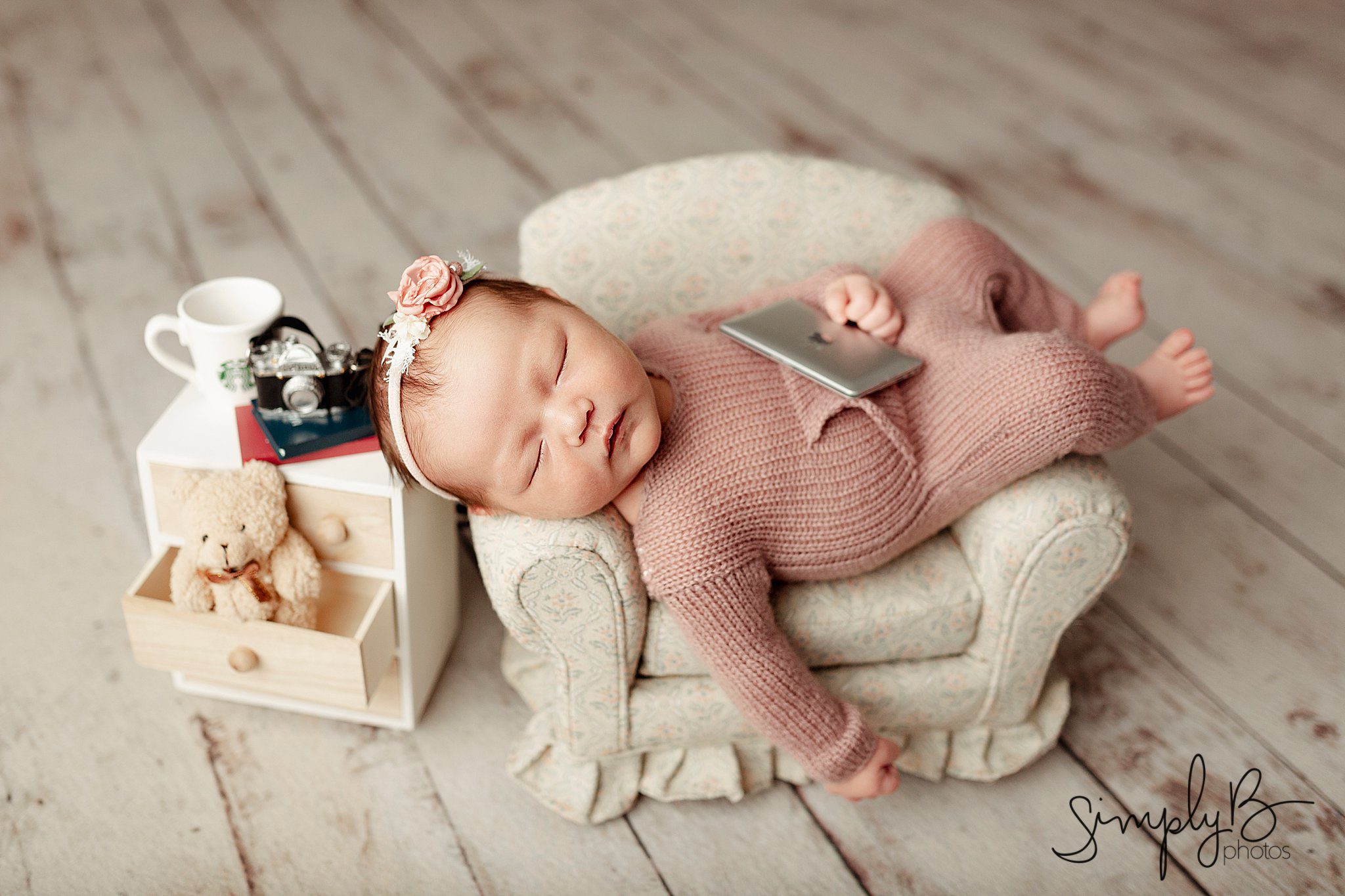 sherwood park newborn photographer