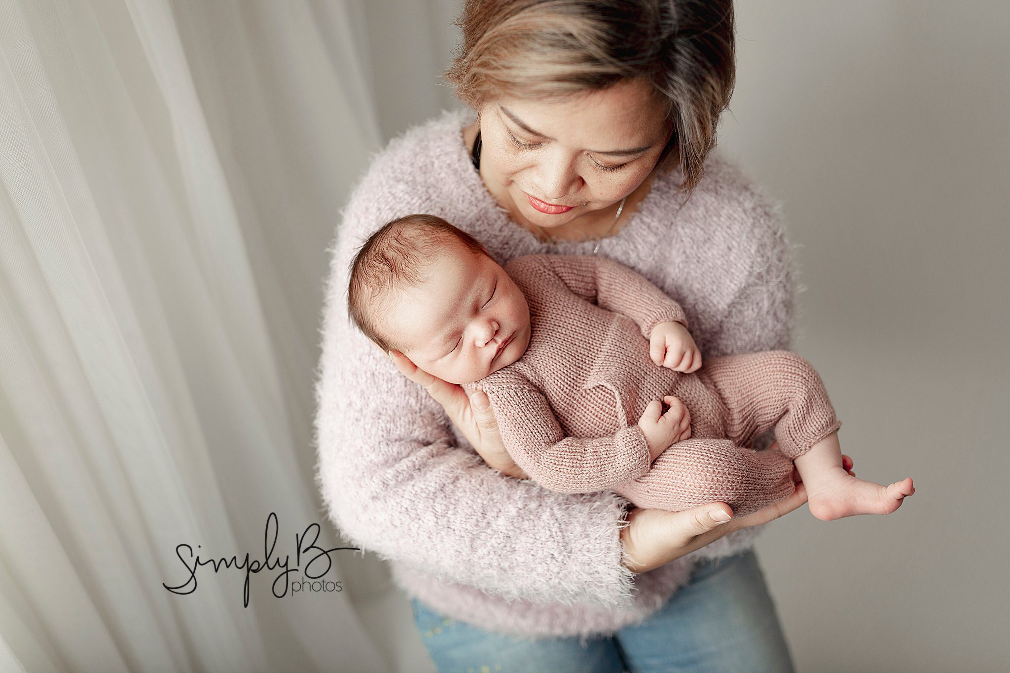 sherwood park newborn photographer