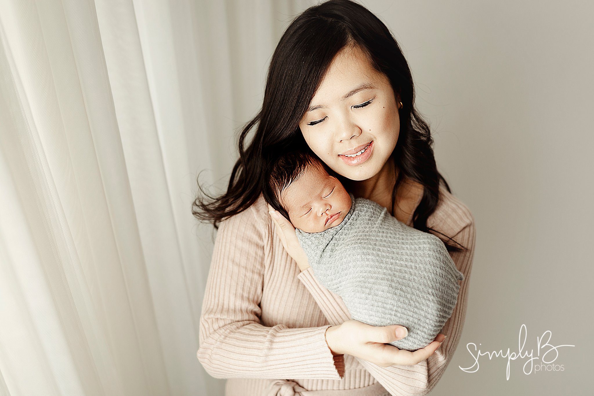 edmonton newborn photography studio