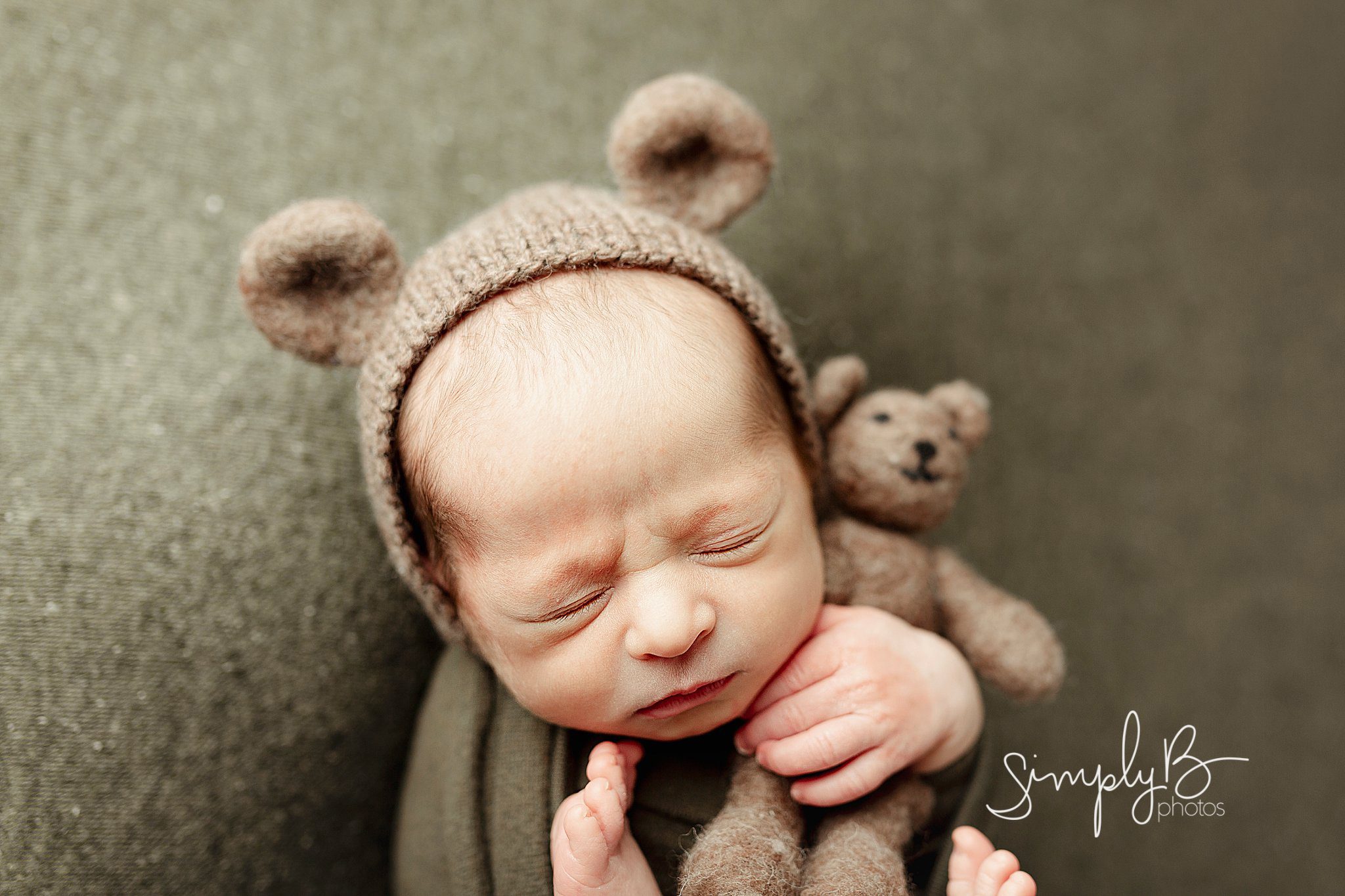 sherwood park newborn photographer