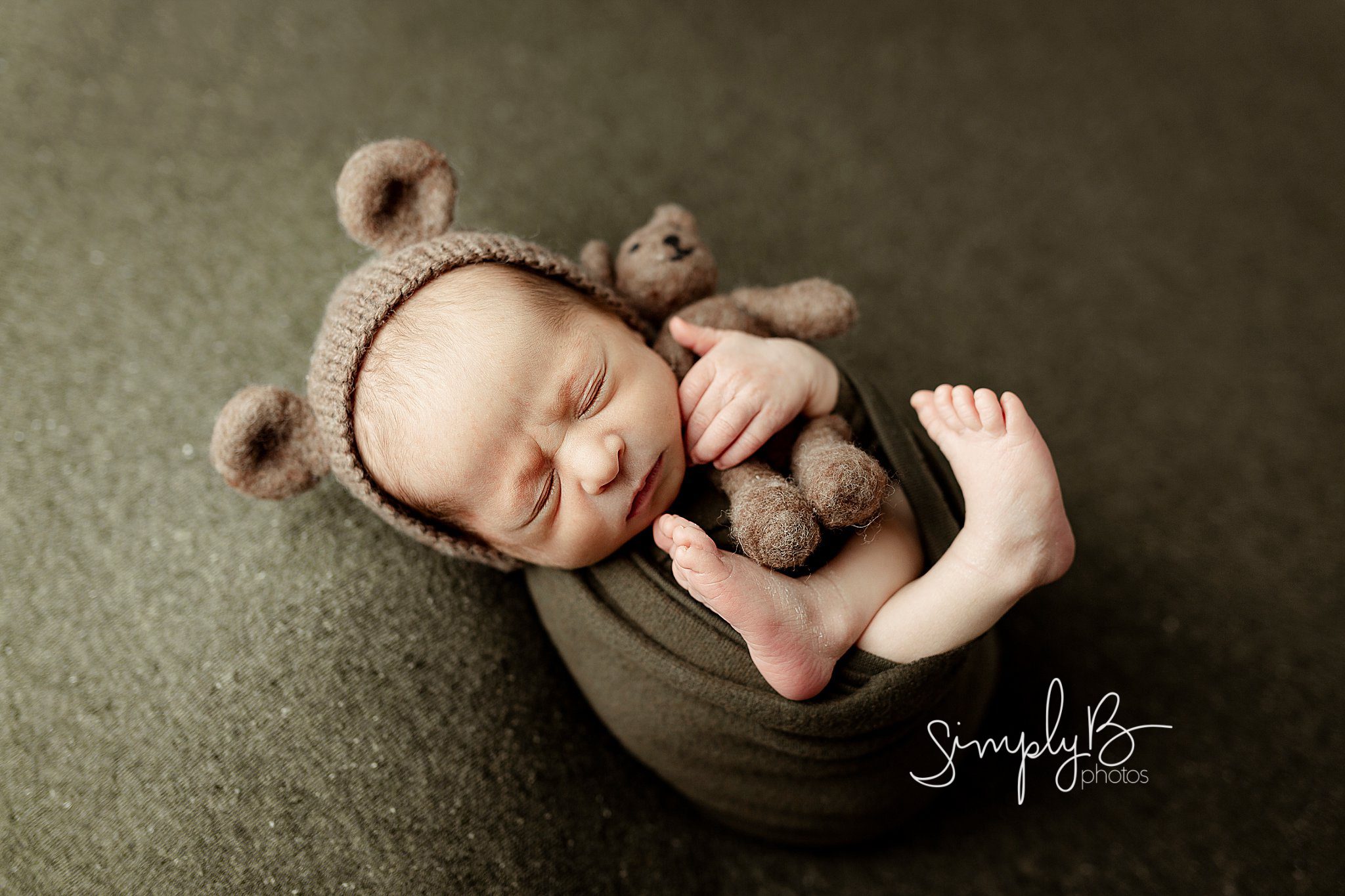 sherwood park newborn photographer
