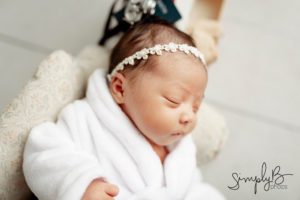 Edmonton newborn photographer mini session