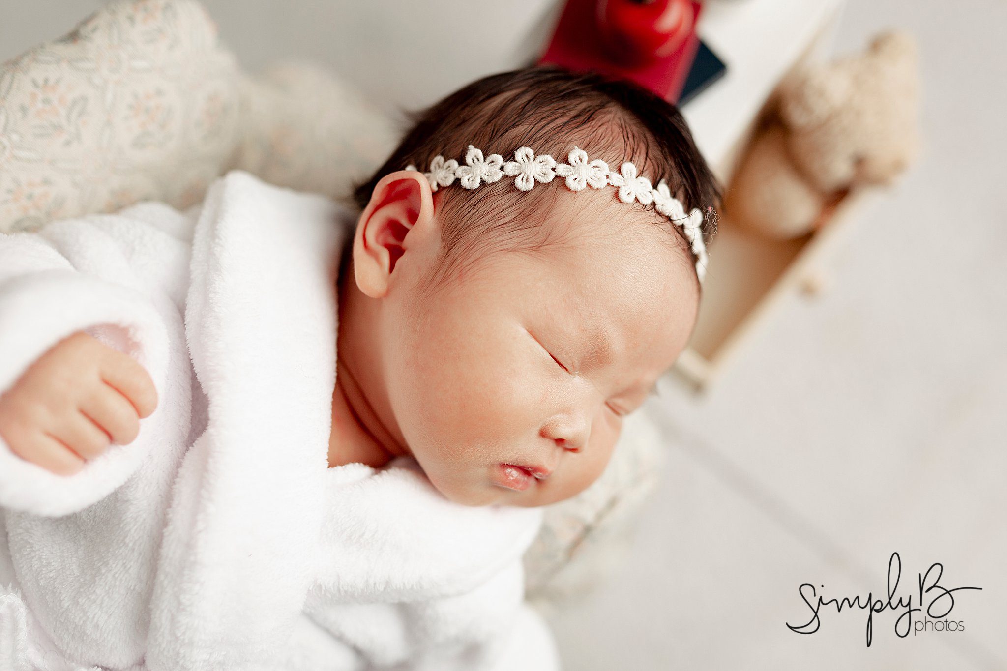 edmonton newborn photographer studio