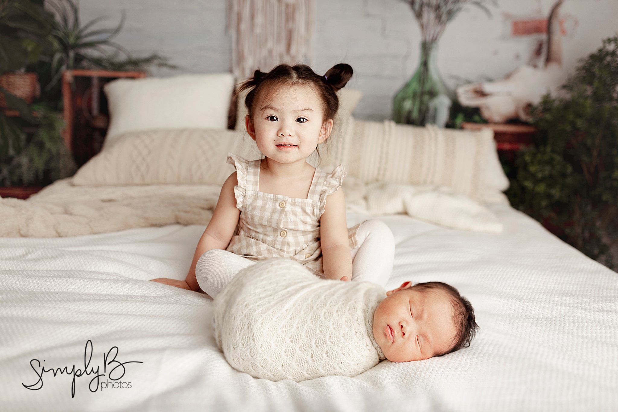 edmonton newborn photographer studio