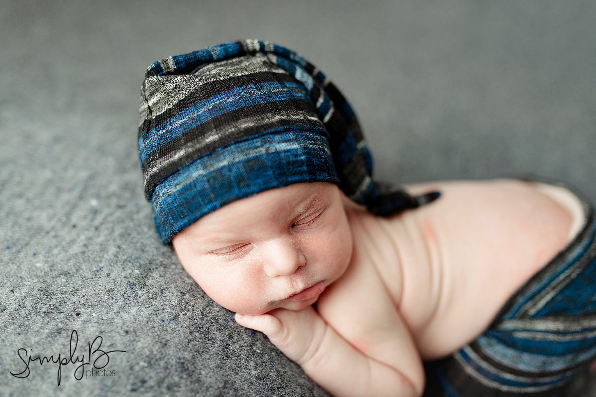 sherwood park newborn photographer studio