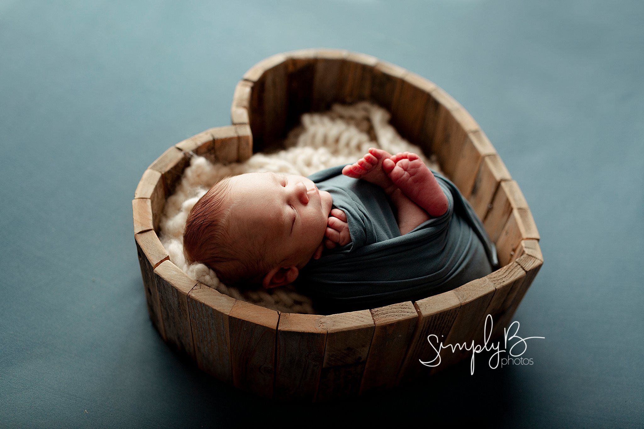 Edmonton newborn photographer studio